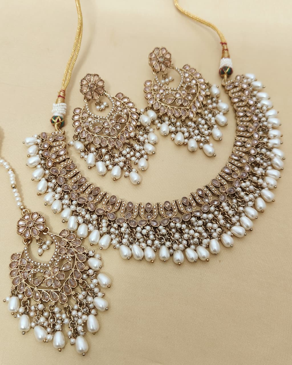 Reverse Ad Necklace With Beautiful Earrings And Tika